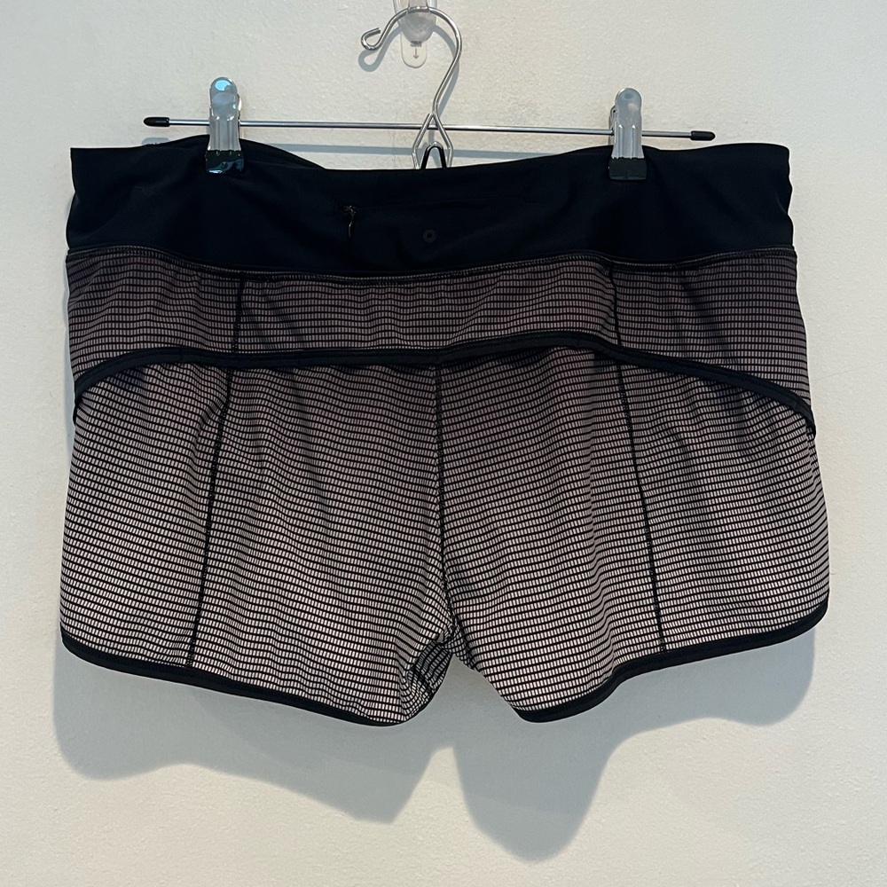 Lululemon Shorts Womens 8? Speed H20 Double Gradient - Picture 4 of 5